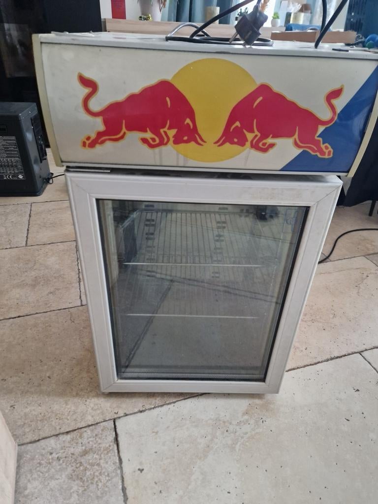 Redbull flessen frigo, Elektronische apparatuur, Vriezers en Diepvrieskisten, Ophalen of Verzenden