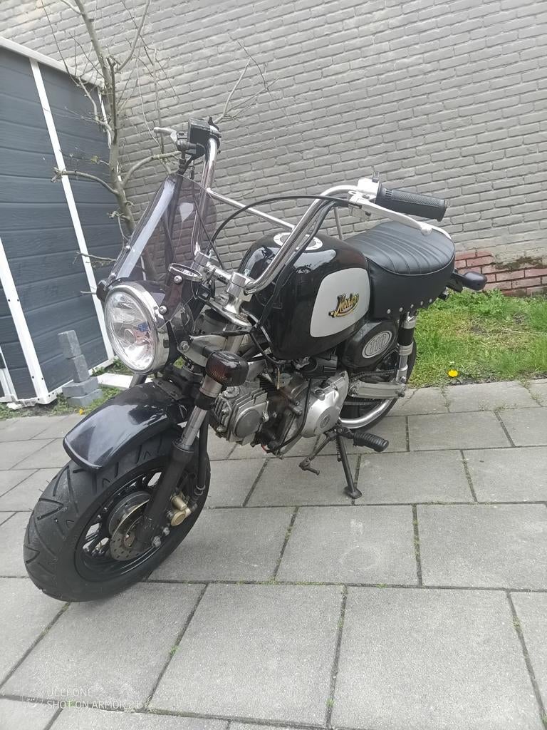 Skyteam monkey 110cc, A1 motorplaat, Occasion, 110 cc, Handgeschakeld, 1 cilinder