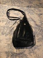Petit sac à dos en cuir noir, Enlèvement ou Envoi, Comme neuf, Moins de 25 cm, Moins de 30 cm