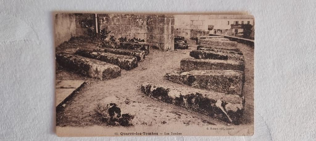 oude postkaart graftomben Quarré les Tombes, France, Collections, Cartes postales | Étranger, Envoi, Non affranchie, France