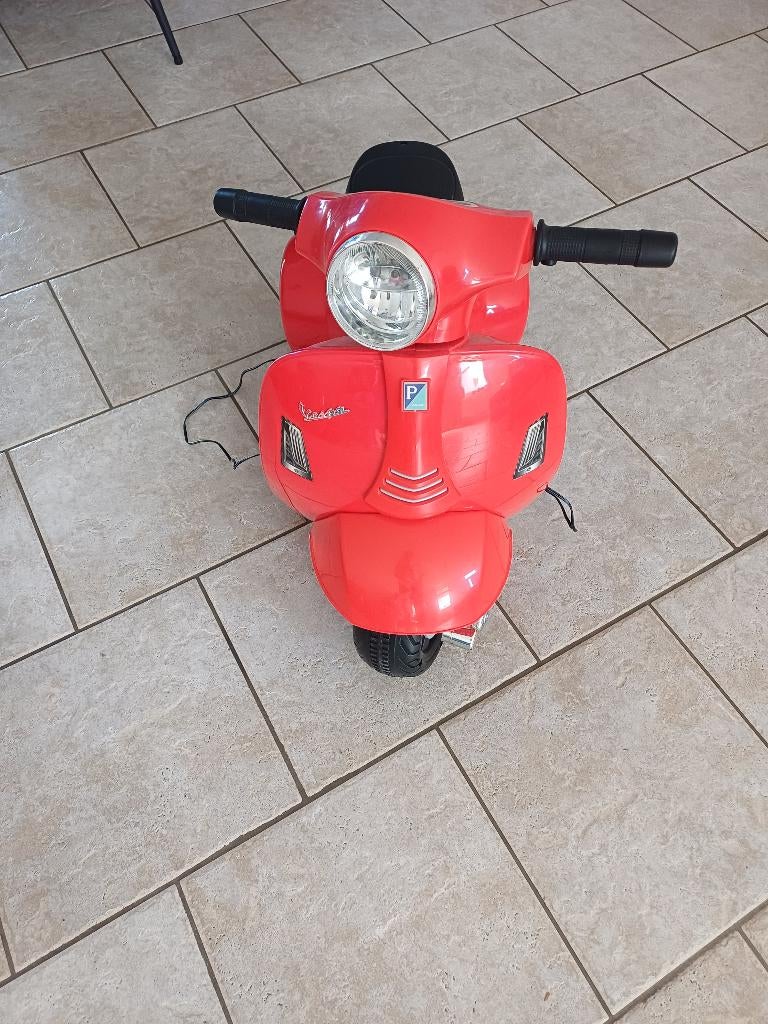 Vespa électrique enfant, Enlèvement, Comme neuf