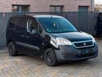Peugeot Partner L1 Lichte vracht 2017 Benzine 70DKM, Auto's, Stof, Zwart, Bedrijf, Handgeschakeld