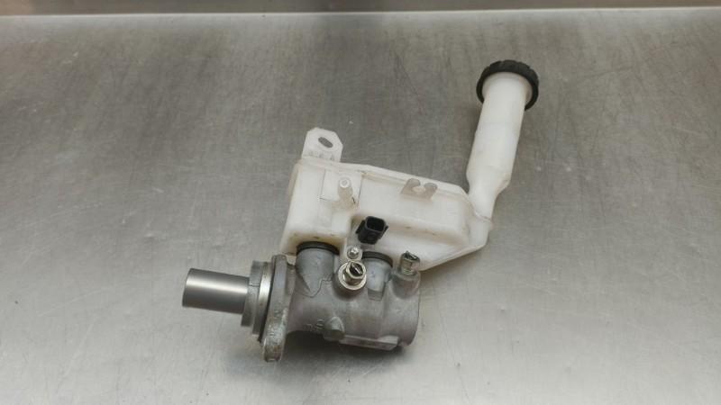 HOOFDREMCILINDER Nissan Pulsar (C13) (01-2013/-), Gebruikt, Dhr. M. Roggen, Marinus@Japoto.nl, Stadsweg 37 37
9917 PV  WIRDUM GR., NL