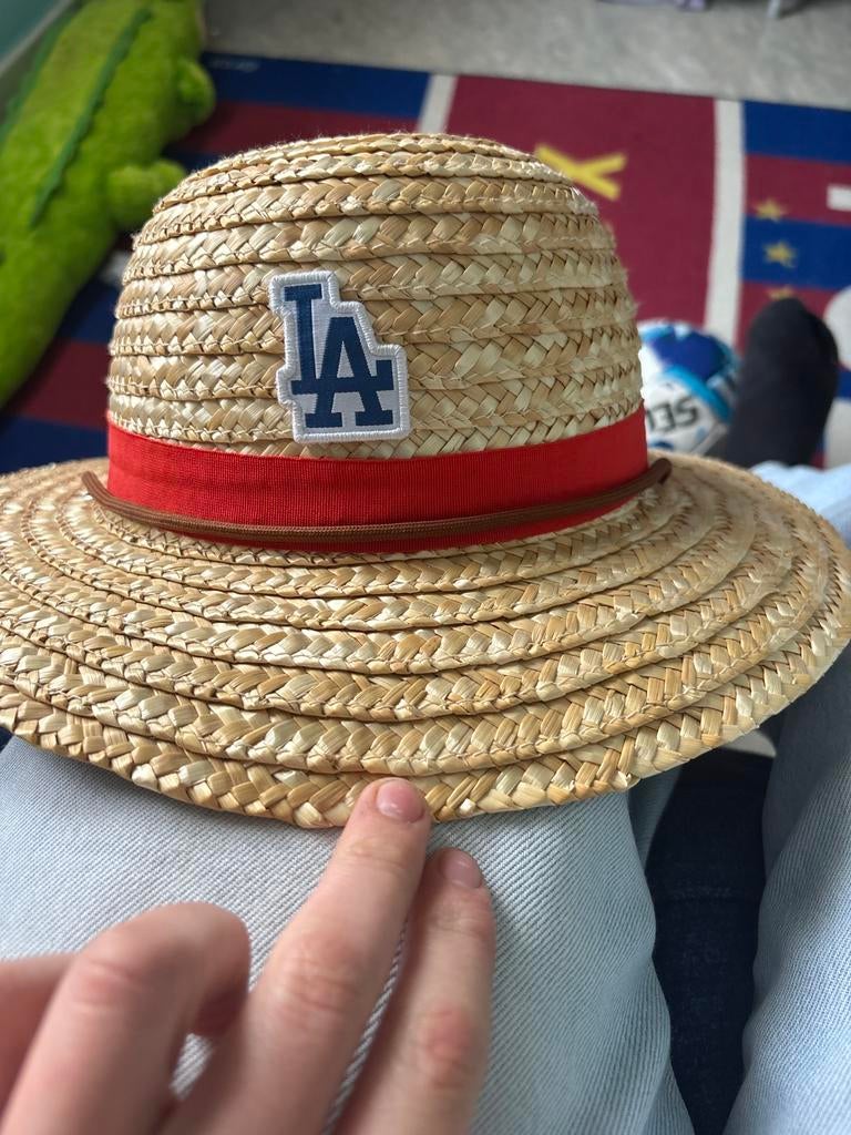 Collab tussen LA dodgers en Onepiece strooien hoed, Ophalen, Zo goed als nieuw, One size fits all, Hoed