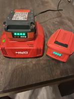 Chargeur rapide Hilti avec 2 batteries, Bricolage & Construction, Enlèvement ou Envoi, Comme neuf