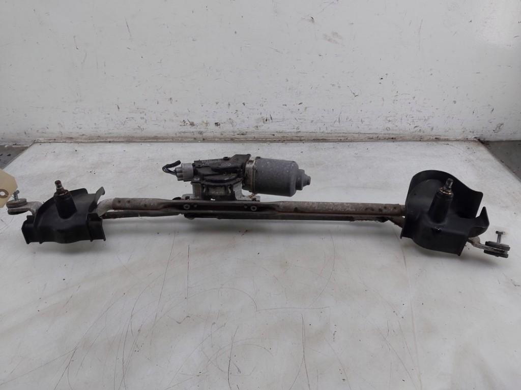 MOTEUR + TRINGLERIE ESSUIE GLACE AVANT Swift (ZA / ZC / ZD), Suzuki-Allee 7
64625  Bensheim, DE, Suzuki Deutschland GmbH, Kontakt@suzuki.de