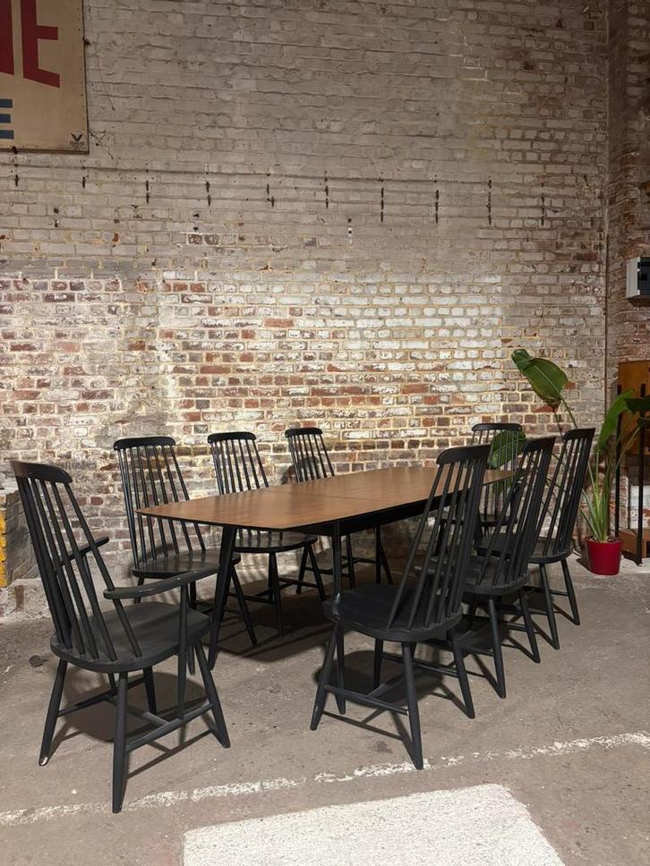 Table scandinave vintage teck + 8 chaises mikado bistro, Antiquités & Art, Antiquités | Meubles | Tables, Enlèvement