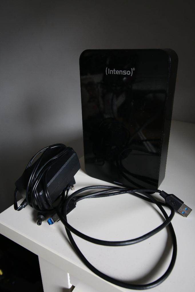 INTENSO 8TB External hard disk - USB 3.0 Super Speed, Informatique & Logiciels, Disques durs, Comme neuf, Externe, USB, Enlèvement