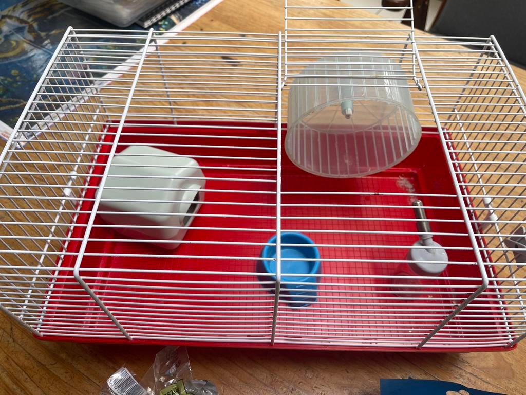 Hamsterkooi, Ophalen, Zo goed als nieuw