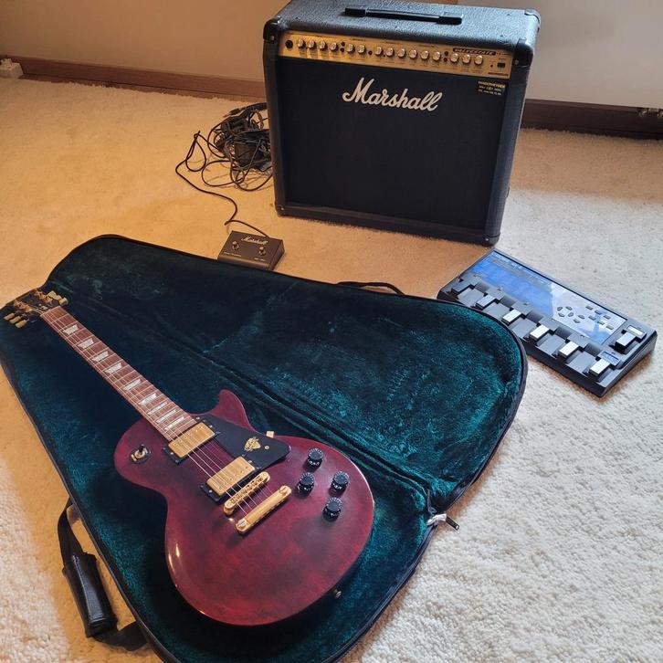 Gibson les paul studio 1995 + marshall versterker vs100r, Musique & Instruments, Instruments à corde | Guitares | Électriques