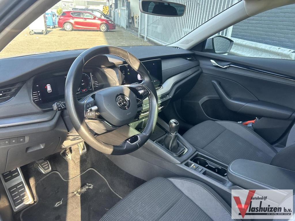 Skoda Octavia Combi 1.0 TSI Business Edition | € 7.950,- NET, Auto's, Skoda, Zwart, Bedrijf, Zilver of Grijs, Octavia