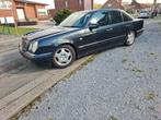 Mercedes Benz 320 Avantgarde, Auto's, Automaat, Open dak, Particulier, E-Klasse