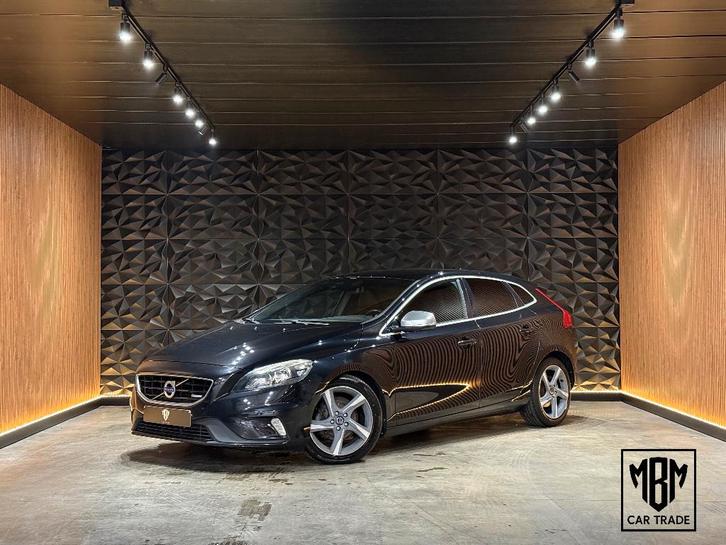 ✅ Volvo V40 1.6 D2 GARANTIE R-Design Navi Alcantara Cruise C, Autos, Volvo, Entreprise, Achat, V40, ABS, Airbags, Air conditionné
