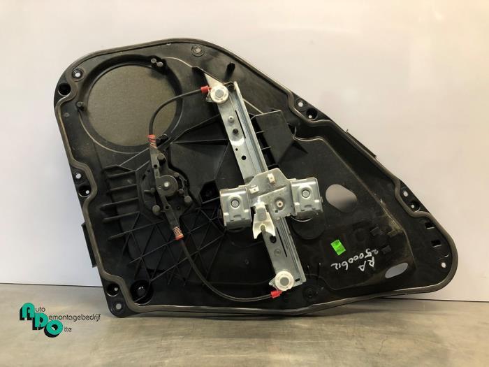 Ruitmechaniek 4Deurs rechts-achter van een Ford Fiesta (Fies, Auto-onderdelen, Ruiten en Toebehoren, Ford, Gebruikt, 3 maanden garantie