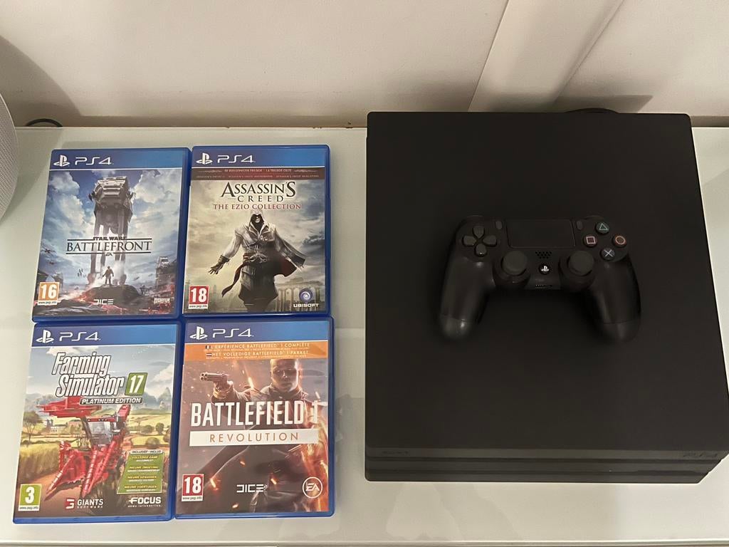 PS4 Pro 4K - 1 TB - Onberispelijke staat, Ophalen, Gebruikt, Pro, Met games