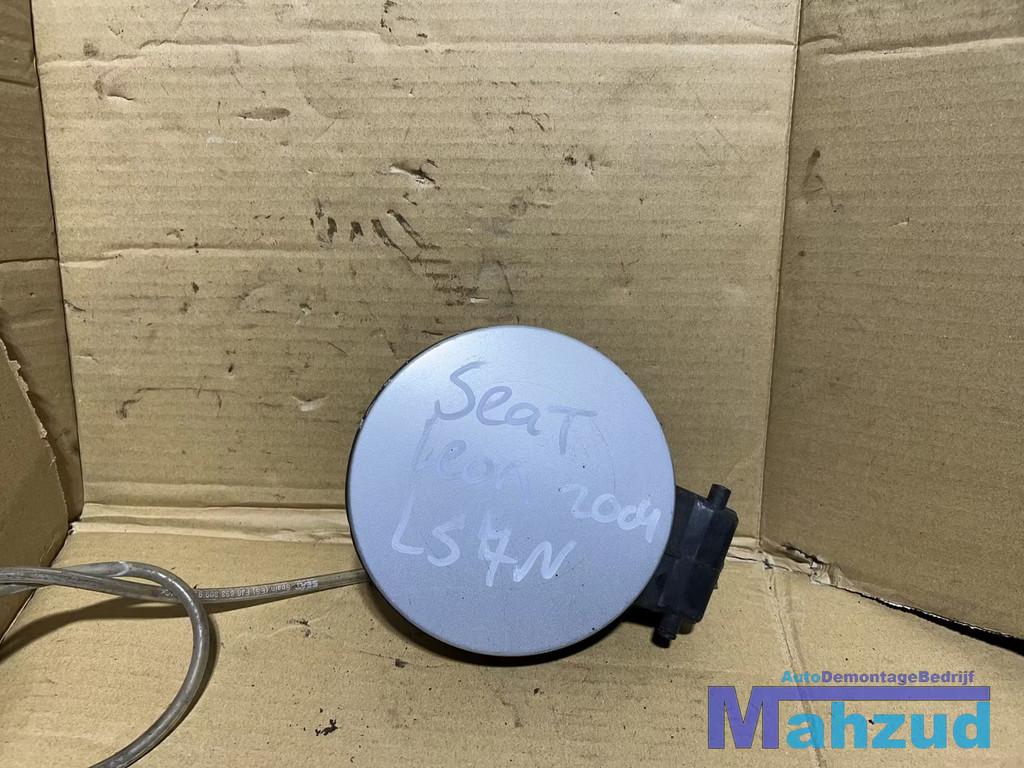 SEAT LEON Grijs zilver LS7N tankklep 1999-2006, Gebruikt, Autovia A-2, Km 585 585
08760  Martorell, ES, SEAT S.A., Customercare@seat.es