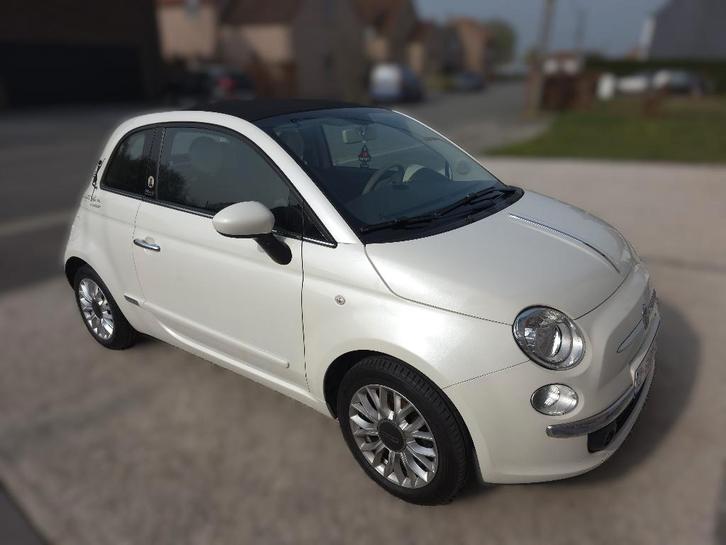 Fiat 500C « La Petite Robe Noire » de GUERLAIN, Autos, Fiat, Particulier, 500C, Airbags, Air conditionné, Bluetooth, Ordinateur de bord