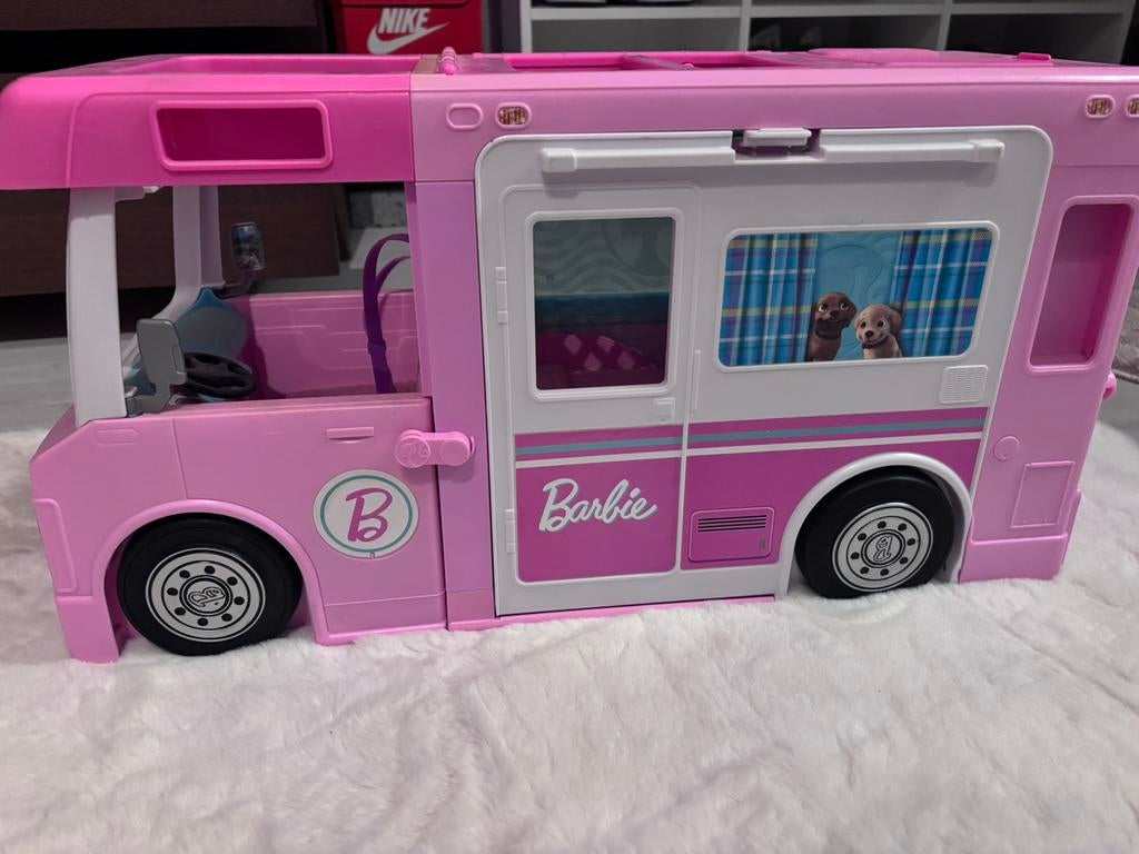 barbie camper, Ophalen of Verzenden, Zo goed als nieuw