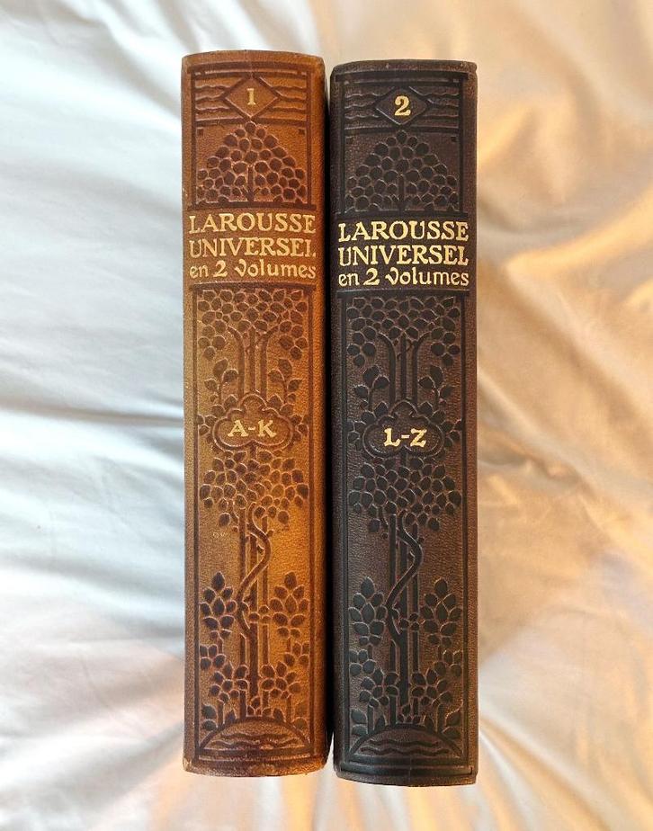 Larousse Universel 1922 en deux volumes, Antiek en Kunst, Antiek | Boeken en Manuscripten, Ophalen