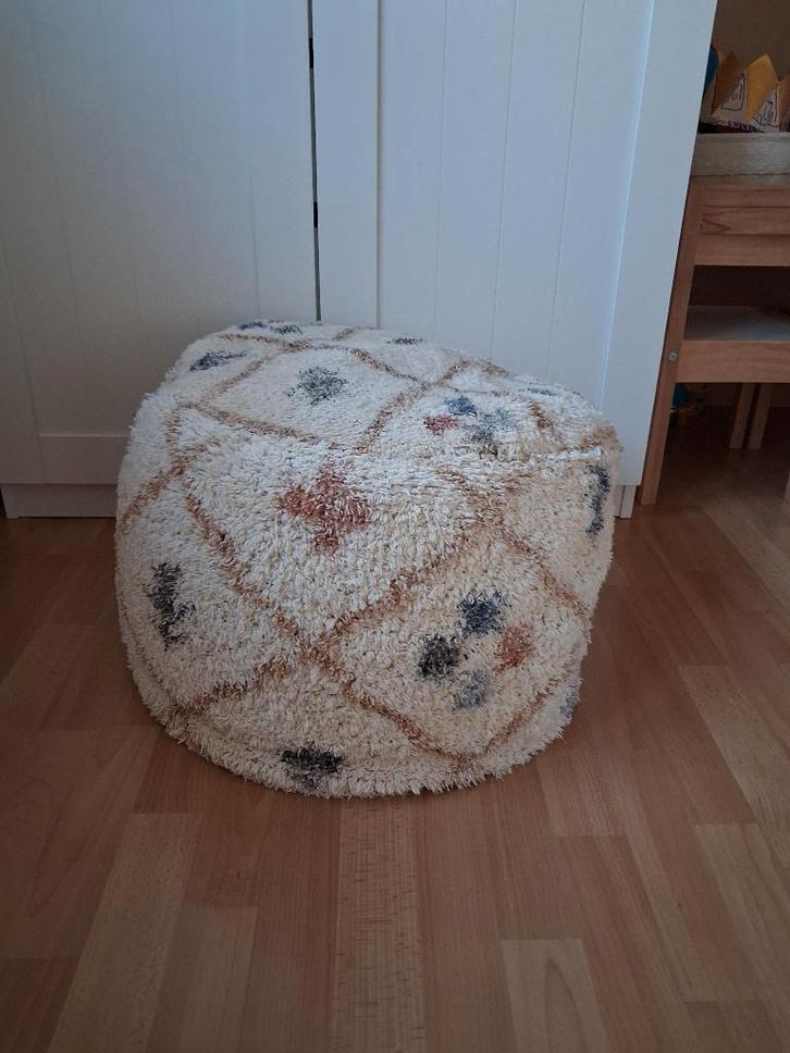 Pouf beige Calma House – déco bohème / scandinave, Maison & Meubles, Canapés | Repose-pieds & Poufs, Utilisé, 50 à 75 cm, 50 à 75 cm