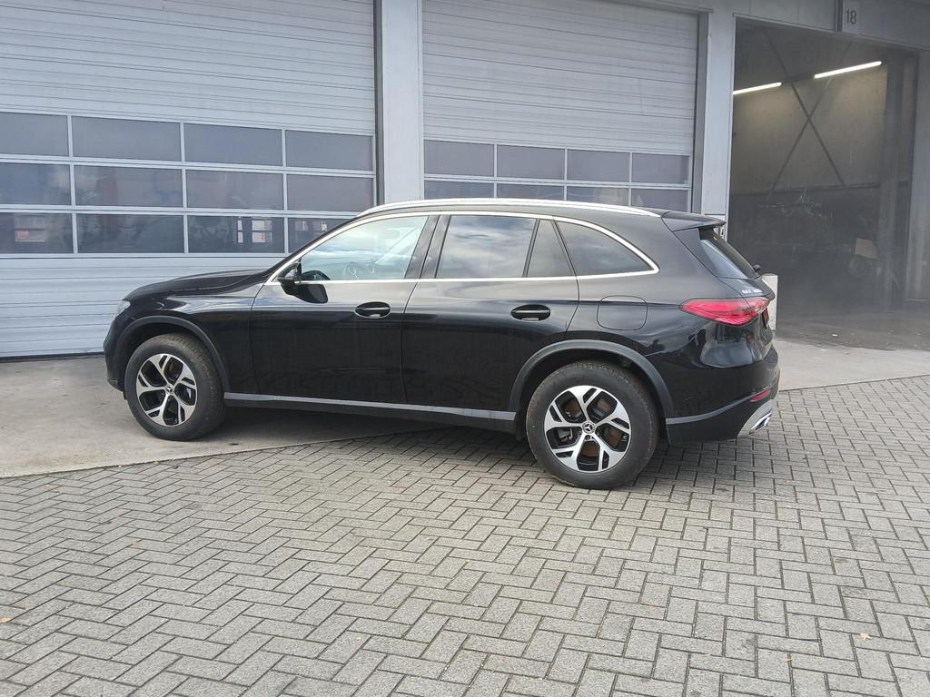 Mercedes-Benz GLC-Klasse 300 e 4MATIC SUV Luxury Line Panora, Automaat, Gebruikt, 2000 kg, Plug-in hybride