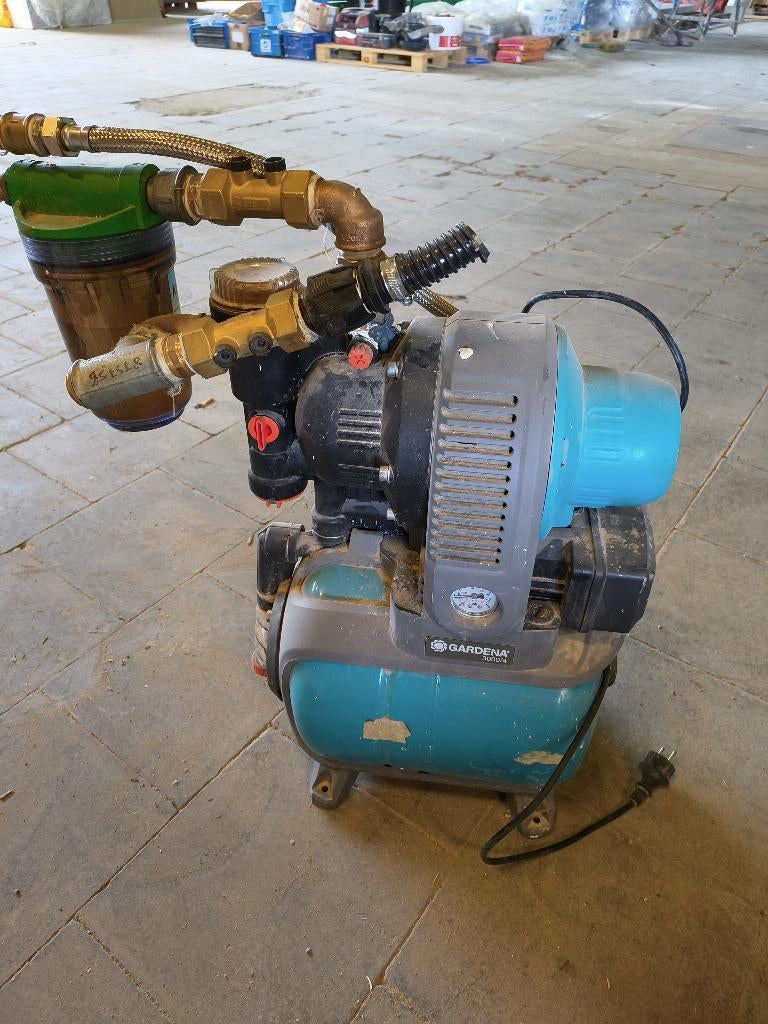 Gardena 3000/4 hydrofoorpomp met drukvat, Tuin en Terras, Ophalen, Hydrofoorpomp
