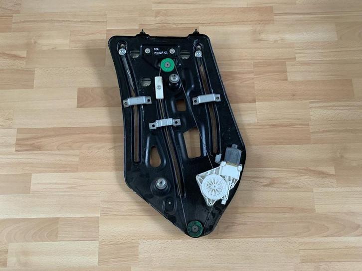 nissan micra CC 2005 tot 2011 ruitmechaniek rechts achter, Auto-onderdelen, Ruiten en Toebehoren, Nissan, Gebruikt, Ophalen of Verzenden