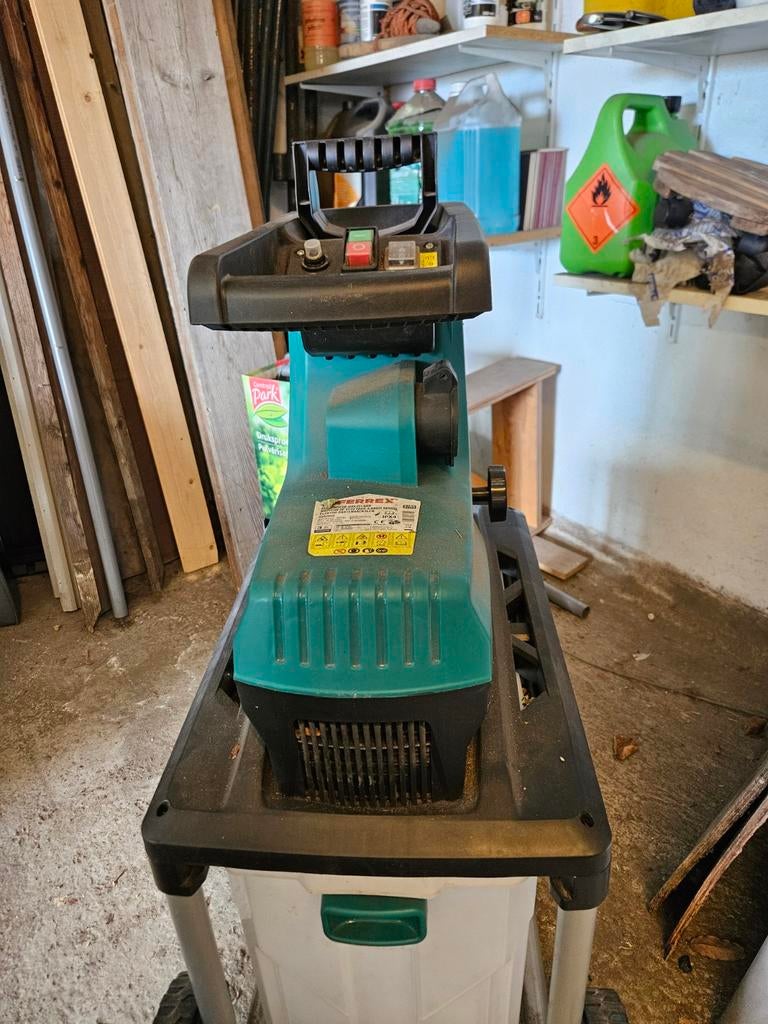 Te koop hakselaar, Enlèvement