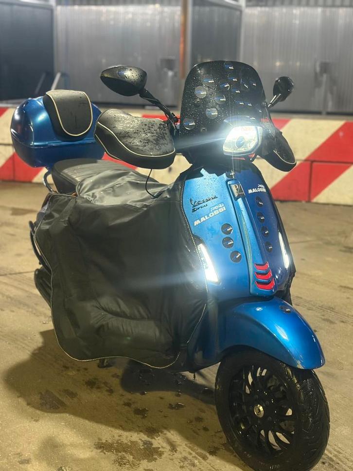 Vespa sprint full 80cc e5, Fietsen en Brommers, Brommers | Vespa, Zo goed als nieuw, Ophalen of Verzenden