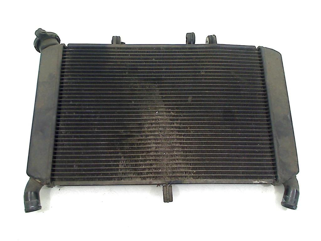 RADIATEUR EAU Yamaha MT 09 2014-2017 (01-2014/12-2017), Motos, Dhr. S. di Majo, Utilisé, Info@cama-motorparts.nl, P.J. Troelstraweg 8 8
3144 CX  MAASSLUIS, NL
