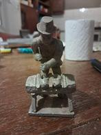 Tinnen figuur., Ophalen