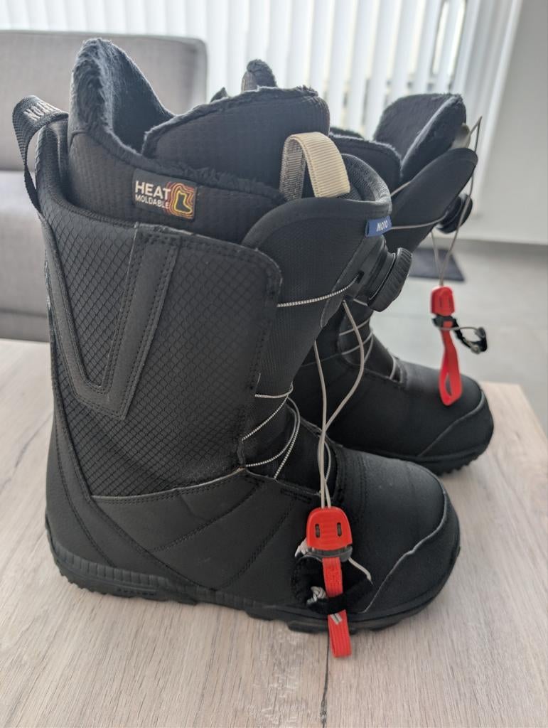 Burton Moto Boa 42, snowboard + bindingen, Ophalen, Bindingen