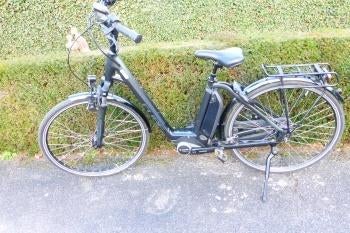 E-bike Damesfiets Cube maat 46, Velgrem, Versnellingen, Zo goed als nieuw, Minder dan 47 cm