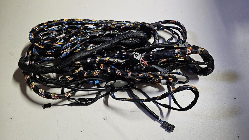 Nieuwe kabelboom voor audio en basbox en navigatie systeem p, Enlèvement ou Envoi, -, -, -