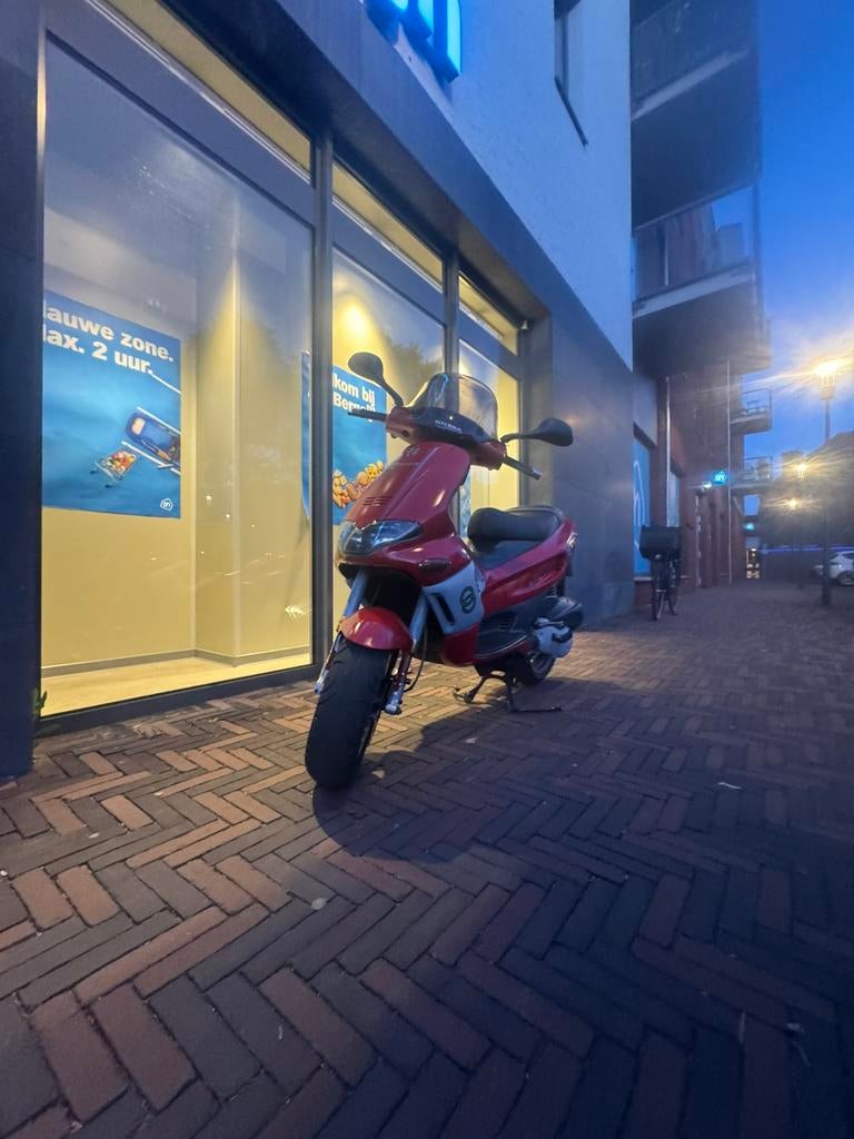 Gilera Runner M07 (183cc), Fietsen en Brommers, Brommers | Derbi, Ophalen, Zo goed als nieuw