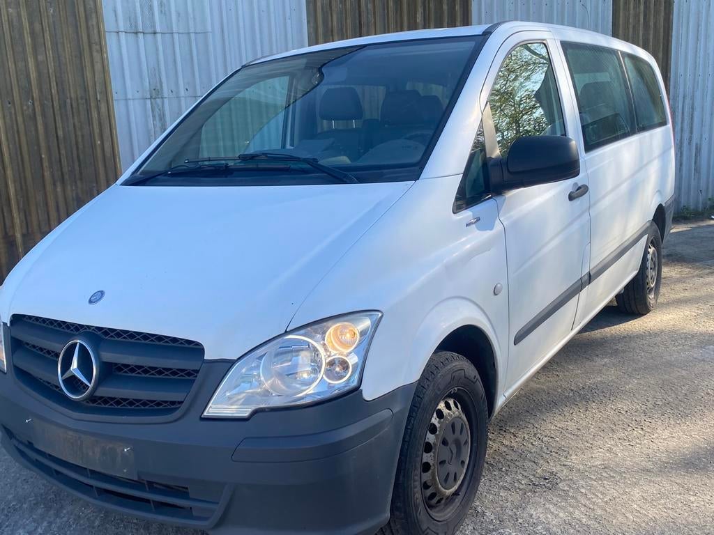 Mercedes vito 2.2d airco 9PL, Auto's, Euro 5, Achterwielaandrijving, Zwart, 4 cilinders