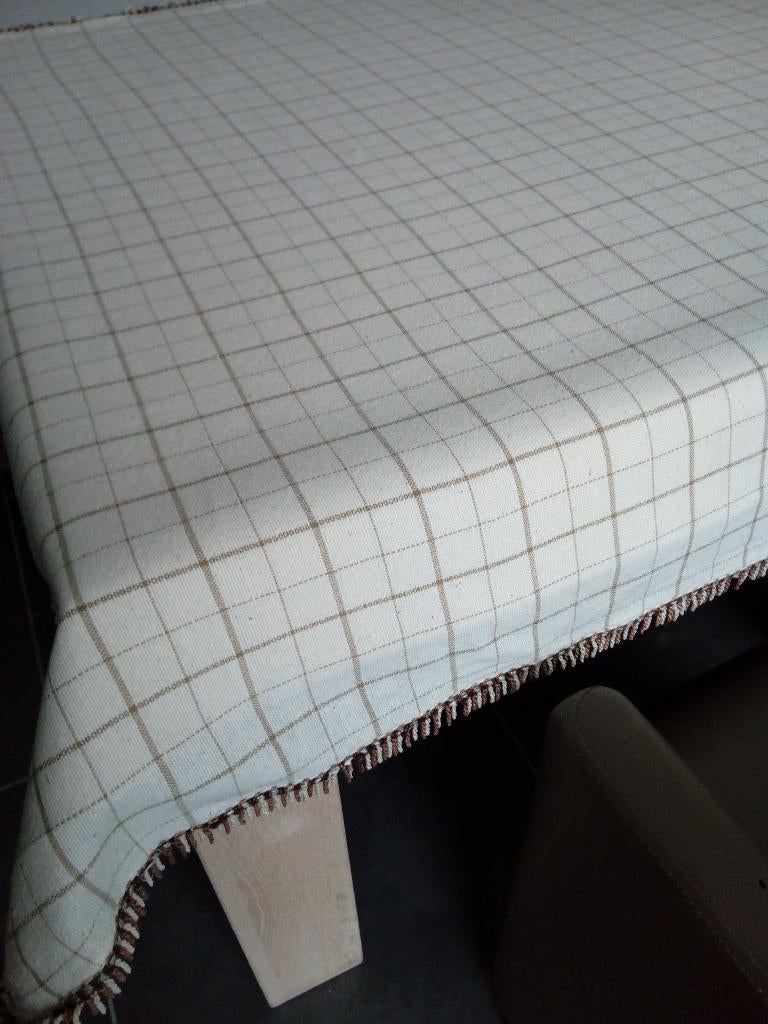 écru-carré tafelkleed met franjes, Ophalen, Zo goed als nieuw, Rechthoek, Binnen