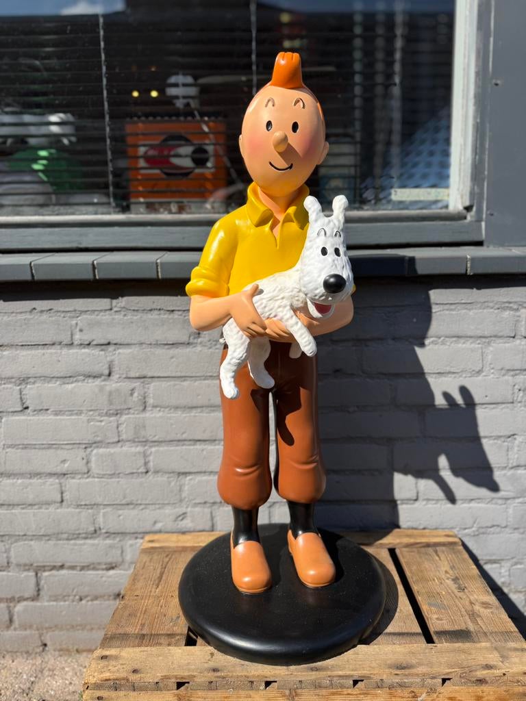 Tintin avec la statue de Bobbie, Collections, Statues & Figurines, Comme neuf, Humain, Enlèvement