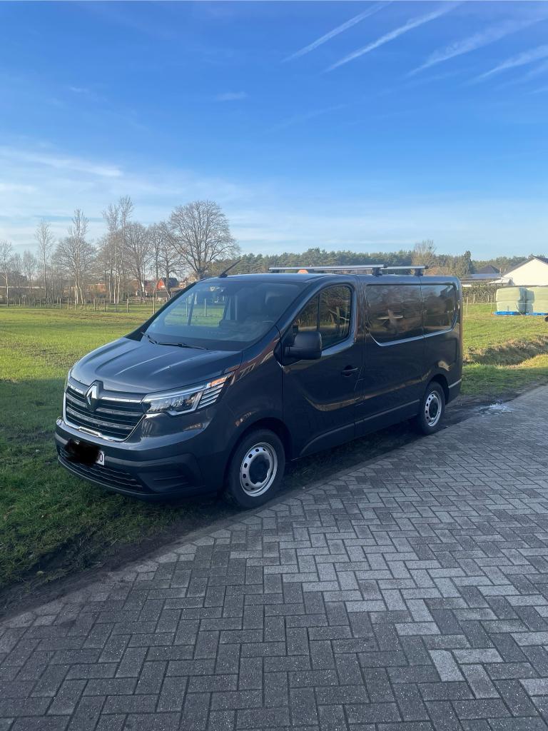 Renault trafic 2023, Autos, Renault, Phares entièrement LED, Achat, Euro 6, 3 places