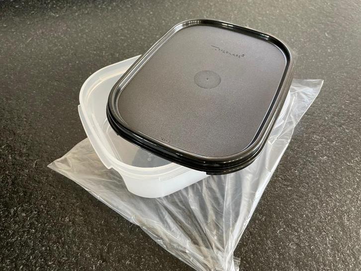 Tupperware doos 850ml / NIEUW, Huis en Inrichting, Keuken | Tupperware, Nieuw, Ophalen of Verzenden