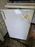 Goedwerkende kleine koelkast, Elektronische apparatuur, Ophalen