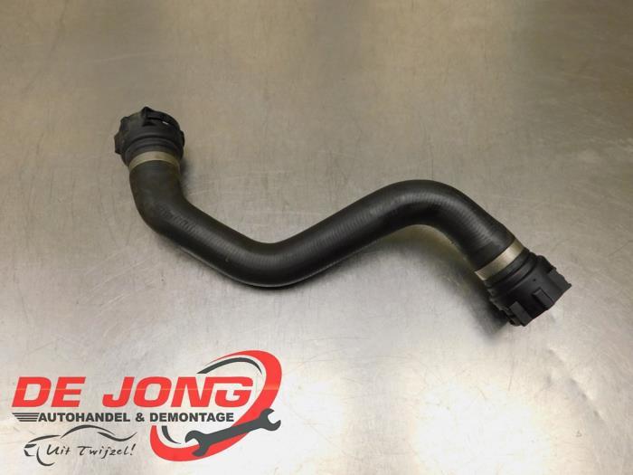 Tuyau (divers) d'un BMW 3-Serie, -, 3 mois de garantie, Utilisé, -