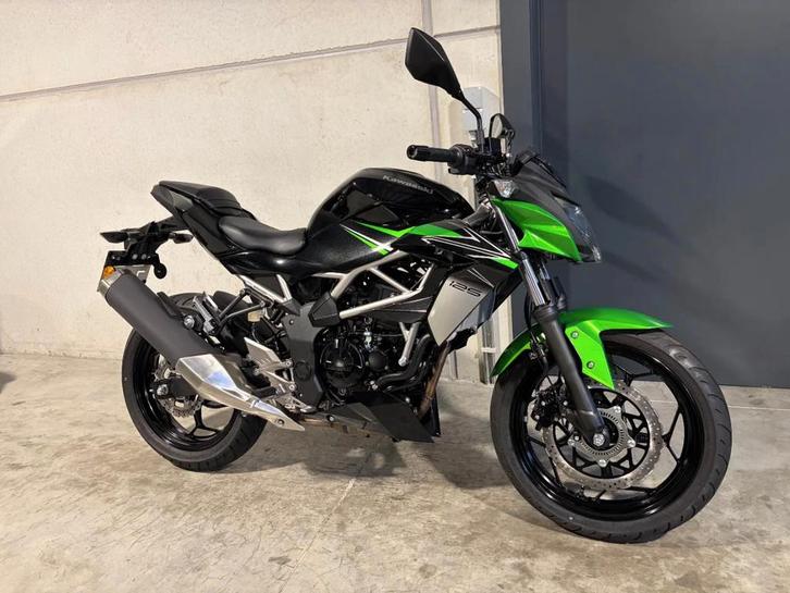 Kawasaki Z125 amper mee gereden, nieuwstaat (bj 2023), Motoren, Motoren | Kawasaki, Bedrijf, Overig, 11 kW of minder