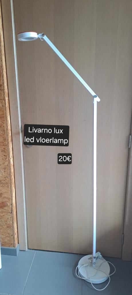 Led Vloerlamp  Livarno lux, Huis en Inrichting, Lampen | Vloerlampen, Ophalen