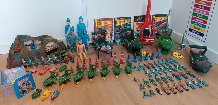 Thunderbirds (tout est vendu séparément), Collections, Jouets, Comme neuf, Envoi