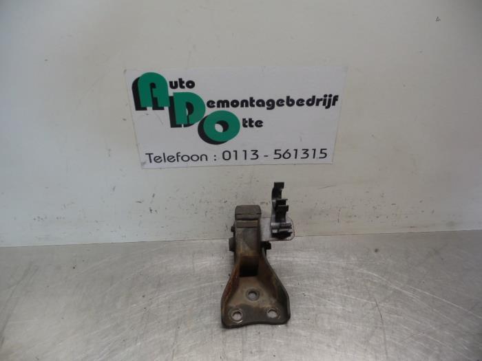 Joint caoutchouc boîte de vitesse d'un Mazda 323 (323 BJ 98, Autos : Pièces & Accessoires, Autres pièces automobiles, Mazda, Utilisé