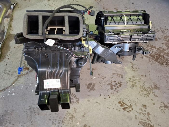 Boîtier chauffage d'un Volkswagen Polo, Volkswagen, -, 3 mois de garantie, Utilisé
