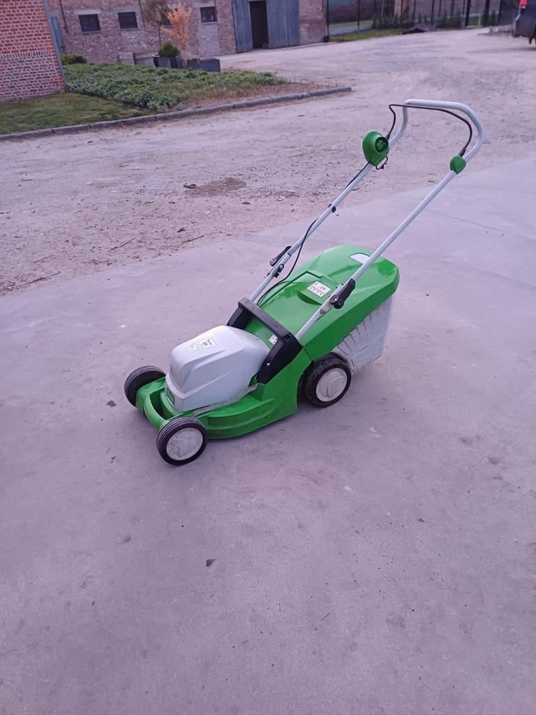 Elektrische grasmachine, Ophalen, Elektrische grasmaaier