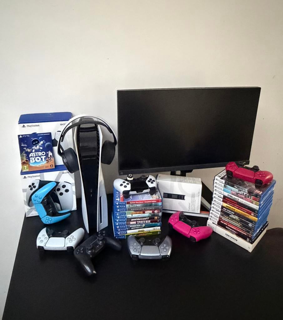 PS5 Disk Versie + Games & Accessoires, Ophalen, Zo goed als nieuw, Playstation 5