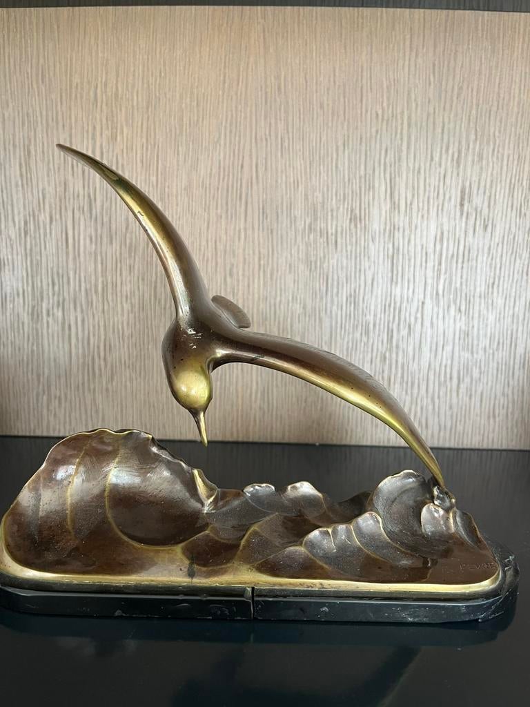 Sculpture signée par E. Favre, Antiquités & Art, Enlèvement, Art deco